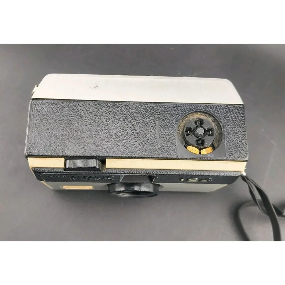 Vintage Kodak Instamatic 124 126 Film Camera - Mechanical Shutter Works